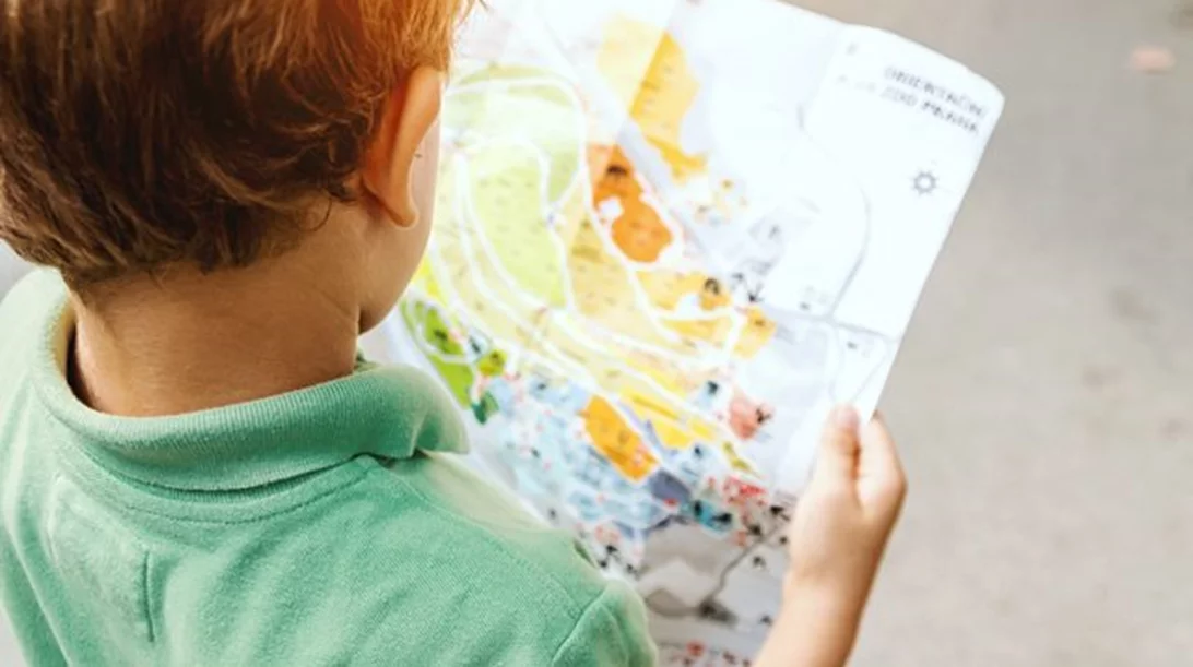 Τι έχουν μέσα το σακίδιο του περιηγητή και του ερευνητή; Τα δύο θεματικά σακίδια του Νιάρχος περιμένουν τους μικρούς εξερευνητές