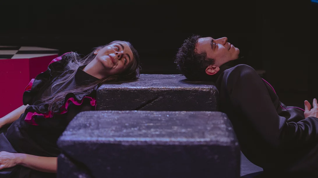 Σμαράγδα Μαγαδαληνή: ""Το ξύπνημα της άνοιξης In Reverse" είναι μια τραγωδία από το τέλος προς την αρχή"