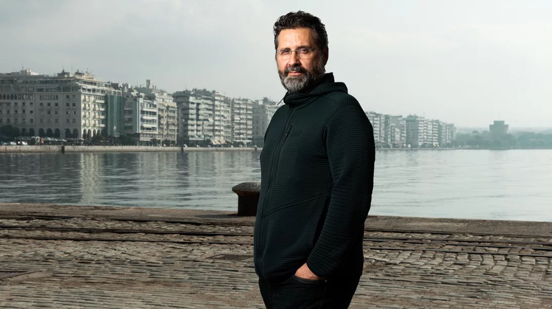 Ο σκηνοθέτης Θάνος Αναστόπουλος αποκαλύπτει τα "Φαντάσματα της Επανάστασης"