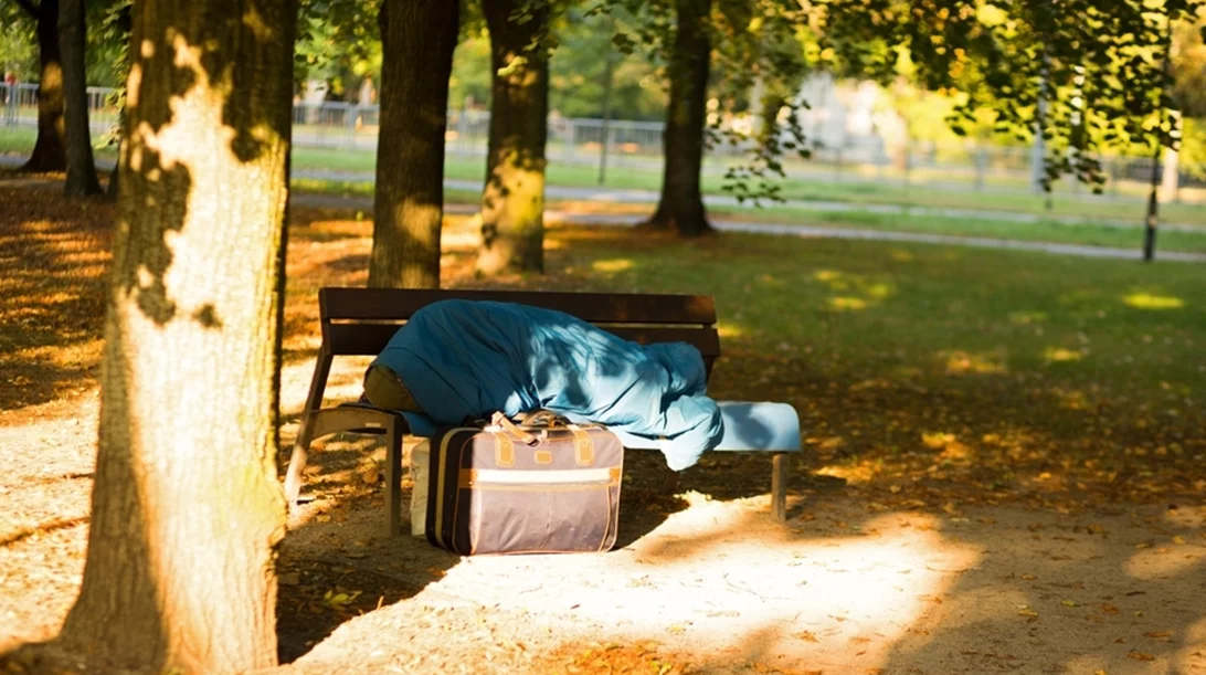 Δήμος Αθηναίων: Σε επιφυλακή για την προστασία των αστέγων από τις χαμηλές θερμοκρασίες