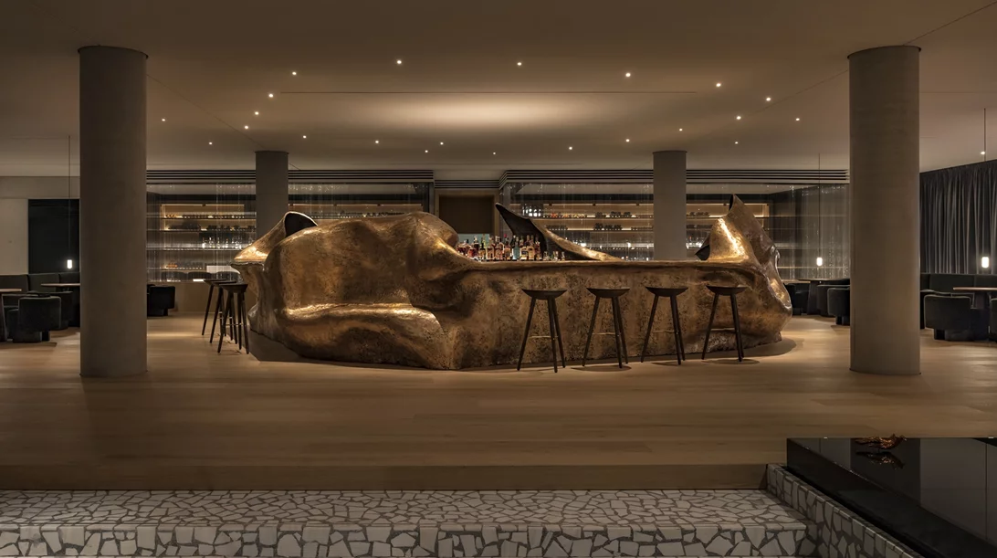 Το "Line" πάει "Delta"