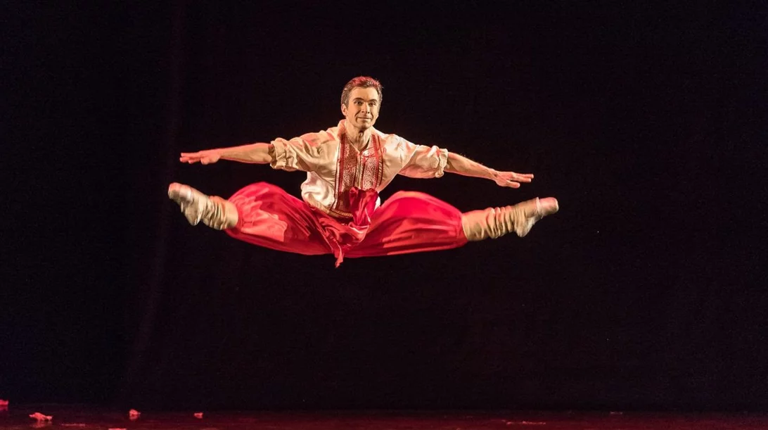 "Άλμα προς την ελευθερία": Η ιστορία του θρύλου Ρούντολφ Νουρέγιεφ στο Κέντρο Πολιτισμού "Ελληνικός Κόσμος"