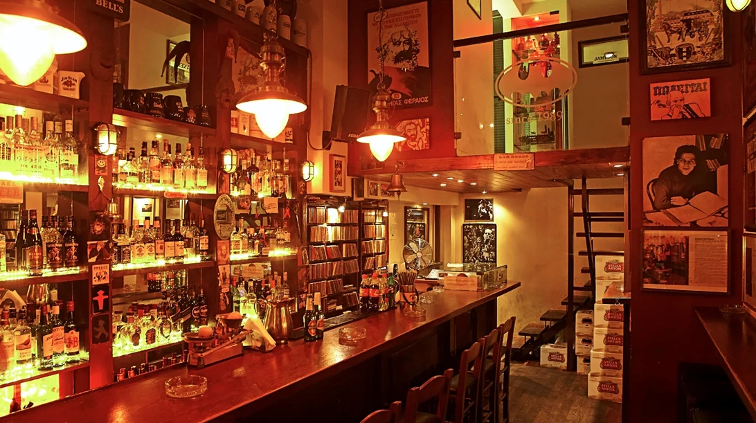 35 κεράκια για το "Μπάτμαν", το πιο θρυλικό άφτερ της Αθήνας