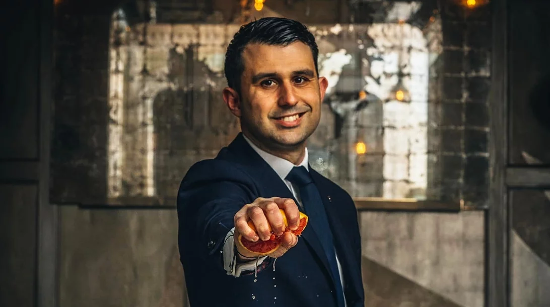 Ο Giorgio Bargiani για μία ξεχωριστή βραδιά στο "The Clumsies"