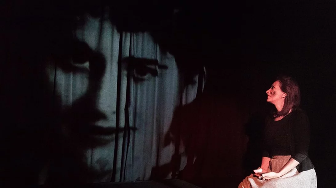 "Λέλα Καραγιάννη": Η Μαίρη Βιδάλη επιστρέφει με την παράσταση για την αγωνίστρια της Κατοχής