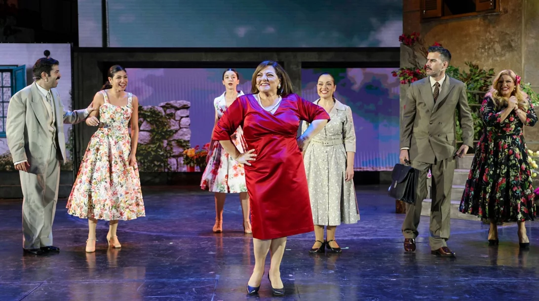 7 σταθερά θεατρικά στέκια στην καλοκαιρινή Αθήνα