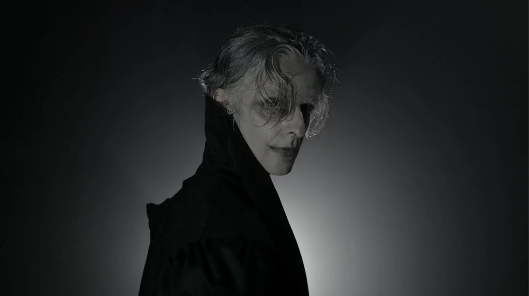 Φωτογραφίες από τον σαγηνευτικό "Dracula" στο θέατρο Πόρτα