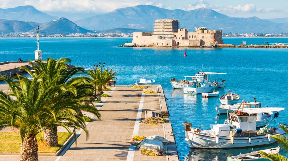 Μονοήμερη στο Ναύπλιο με εικαστική αφορμή