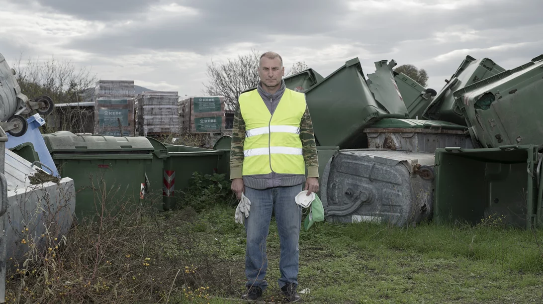 Ένα φωτογραφικό οδοιπορικό μαρτυρά την αποξένωση της εργατικής τάξης
