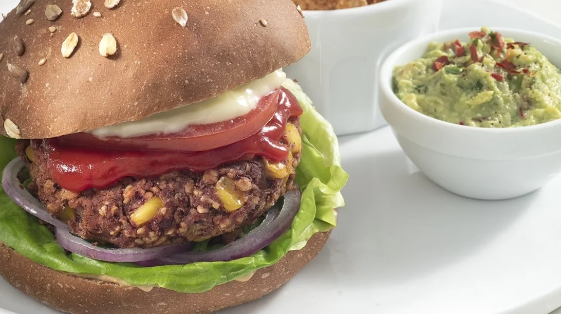 Το "Crudo" φέρνει vegan γεύσεις στην Μητροπόλεως