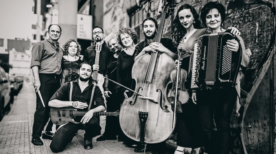 Ο Μάιος είναι πιο ωραίος στο Half Note