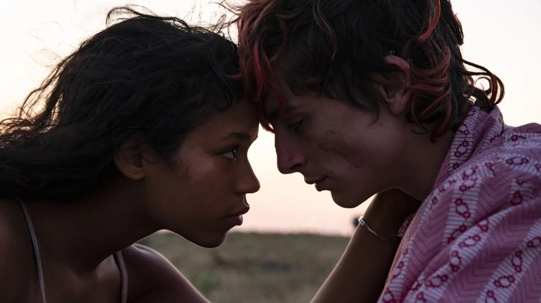 Ρίξτε μια αποκλειστική ματιά στα παρασκήνια του "Bones and All" (βίντεο)