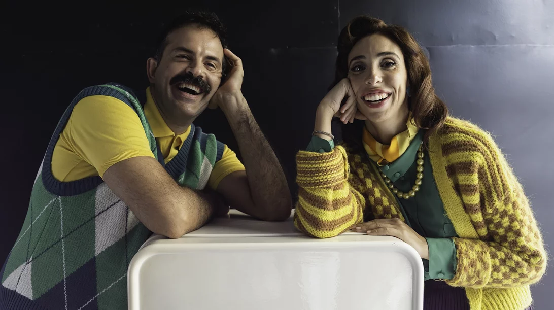 Το ξέφρενο "Μίξερ" της Ζέτης Φίτσιου έρχεται στο θέατρο Μικρό Γκλόρια