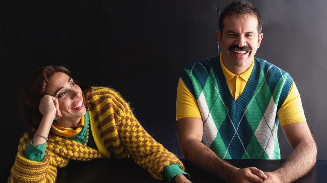 Την επιτυχημένη θεατρική συνταγή του "Μίξερ" θα γευτούμε στο Γκλόρια Μικρό