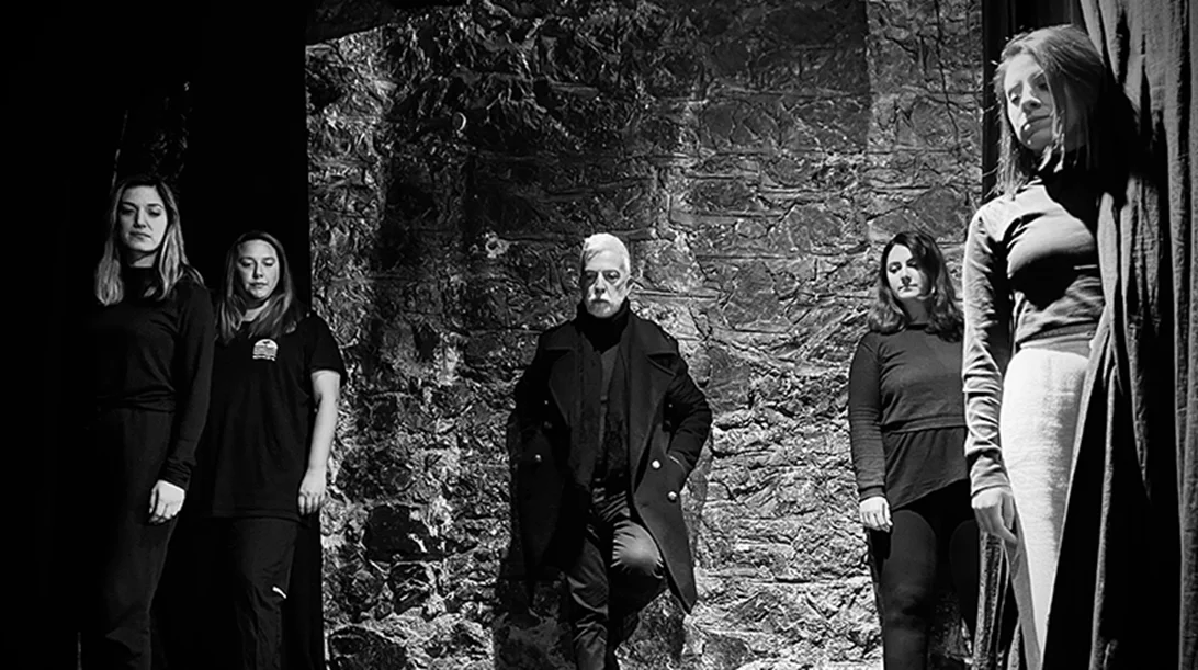 Ο Περικλής Μοσχολιδάκης γράφει για τη δική του "Απόγνωση"