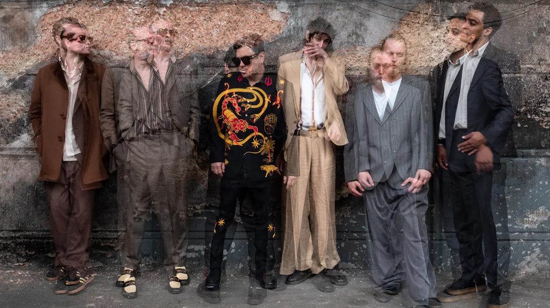 Warmduscher: "Πώς κάποιος μπορεί να είναι σοβαρός όταν το μόνο σίγουρο είναι ότι μια μέρα θα πεθάνουμε;"