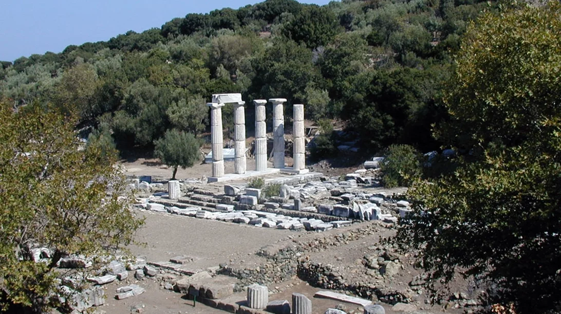 Aποκαθίσται το Ιερό των Μεγάλων Θεών στη Σαμοθράκη