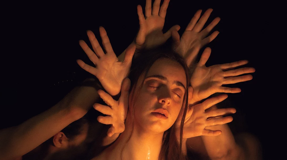 Το grape του Φεστιβάλ Αθηνών Επιδαύρου κερδίζει τα διεθνή ΜΜΕ