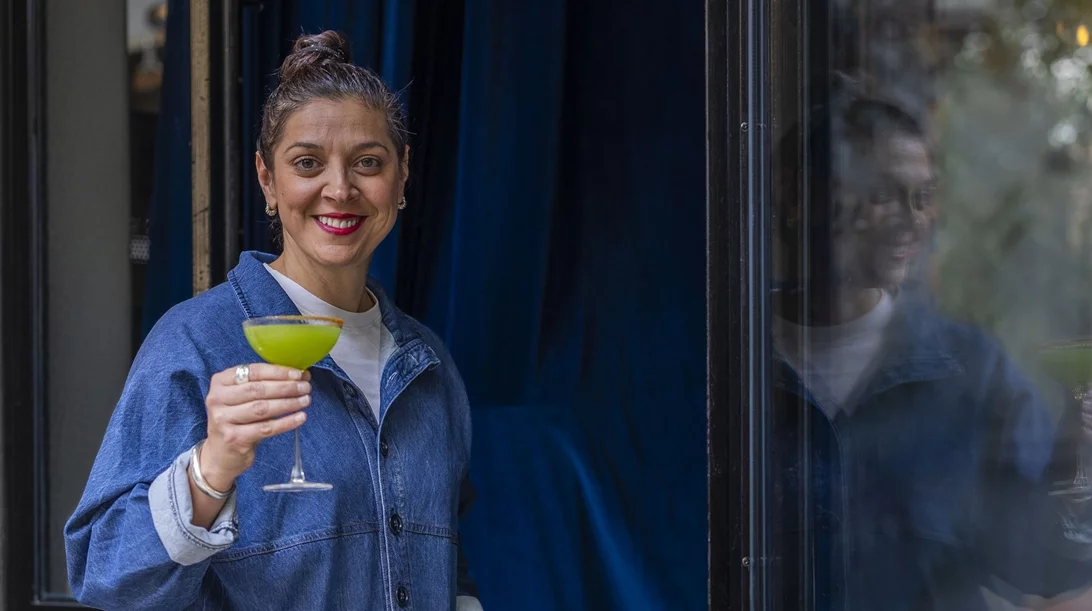 Πόπη Σεβαστού, φτιάχνεις καλύτερα cocktails από ένα ρομπότ;