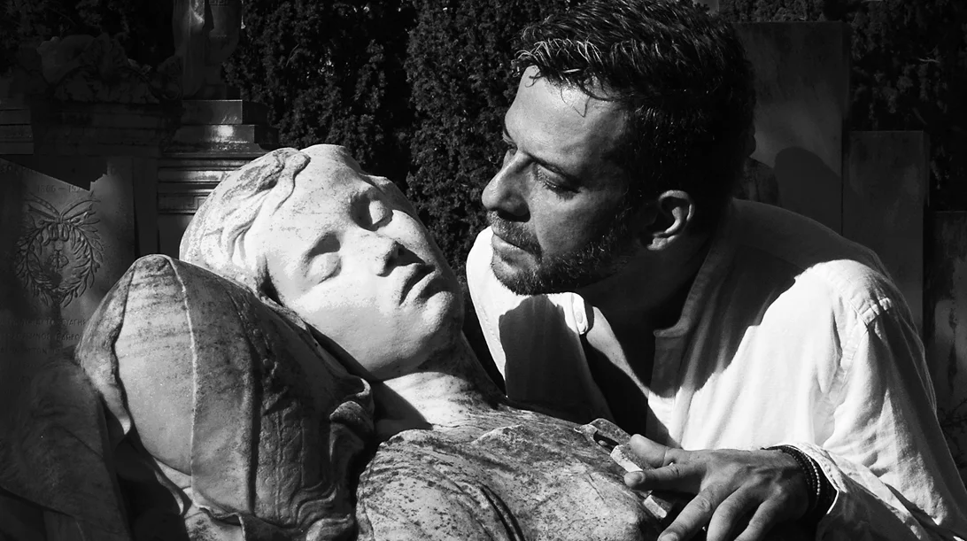 Ο "Κοιμώμενος Χαλεπάς" επιστρέφει στη σκηνή για τα 86 χρόνια από το θάνατο του Γιαννούλη Χαλεπά