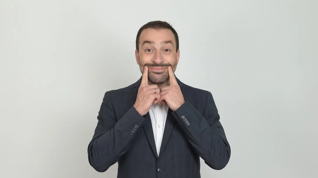 Ο Γιώργος Χατζηπαύλου επιστρέφει με το "Comedy club για παιδιά: Xmas special"