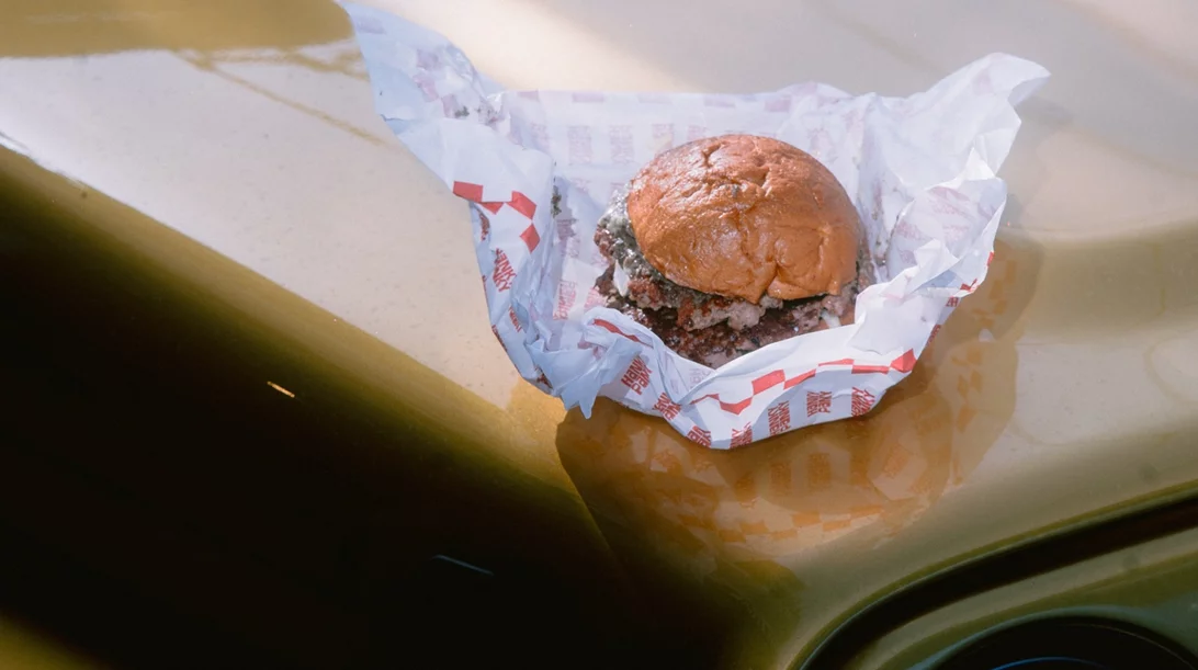 Πού τρώει (σοβαρά) burgers η Αθήνα