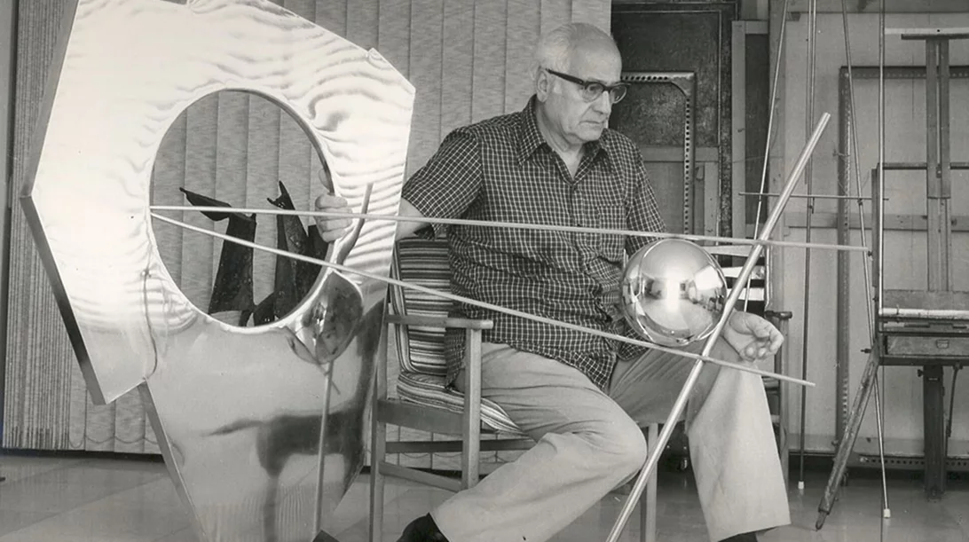 Έναν ιστορικό γλύπτη τιμά η Sianti Gallery