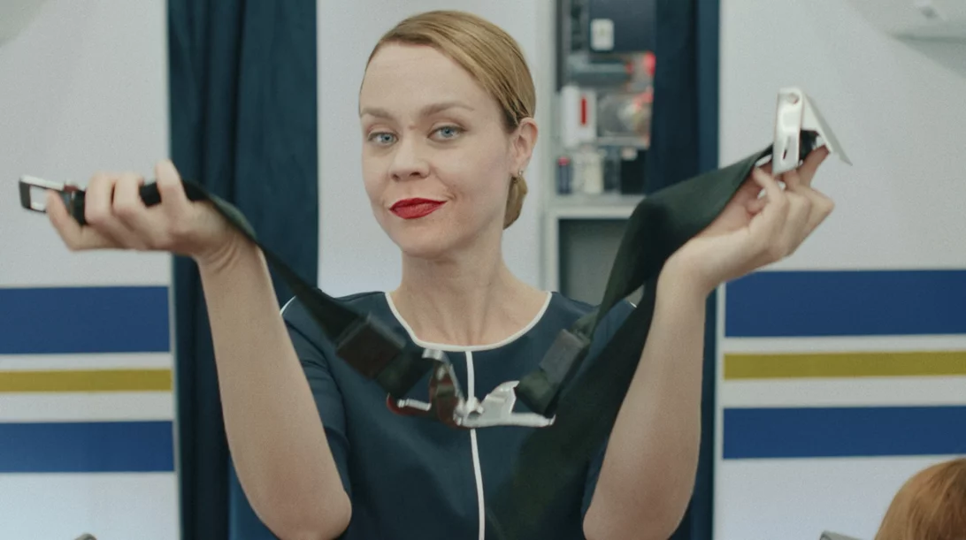 Η μικρού μήκους "AirHostess-737" του Θανάση Νεοφώτιστου ταξιδεύει σε Σάντανς και Κλερμόν-Φεράν