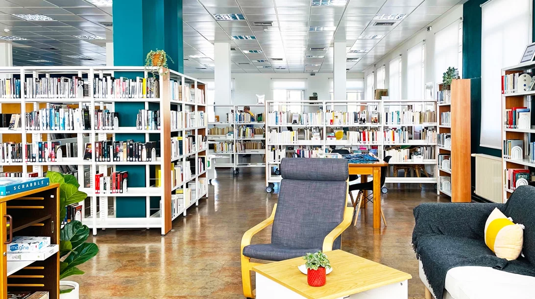 Η βιβλιοθήκη του Γαλλικού Ινστιτούτου αλλάζει σελίδα