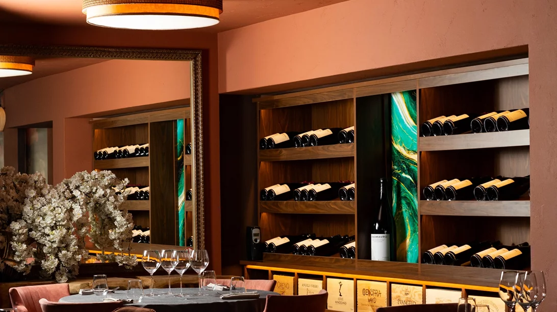 Ιταλική κουζίνα και αγάπη για το κρασί στο Πασαλιμάνι