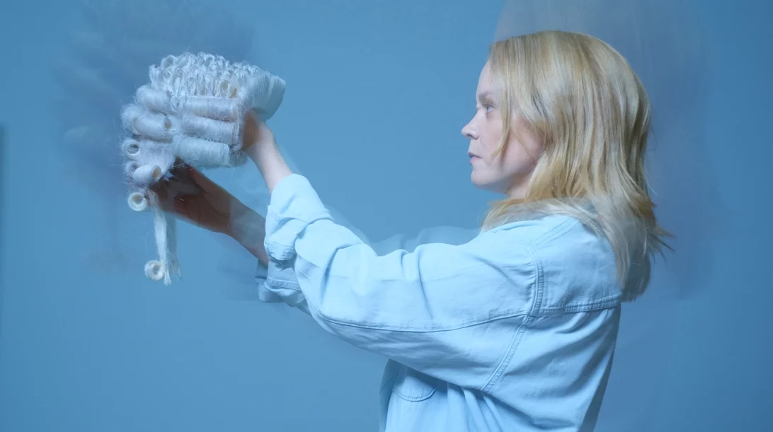 "Prima facie" με τη Λένα Παπαληγούρα: προστέθηκαν 3 νέες γιορτινές παραστάσεις