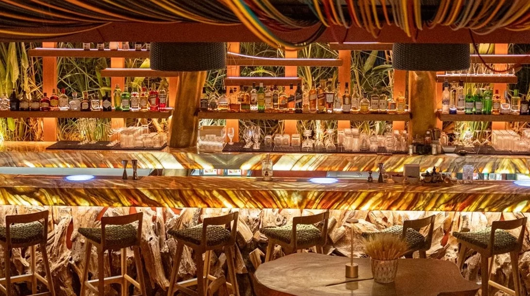 Ο πιο εξωτικός κήπος του Κολωνακίου επιστρέφει με μια φρέσκια πρόταση