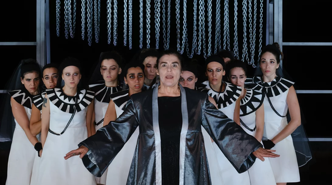 Οι "Ικέτιδες" κατεβάζουν αυλαία, προλαβαίνετε να τις δείτε στο Λυκαβηττό