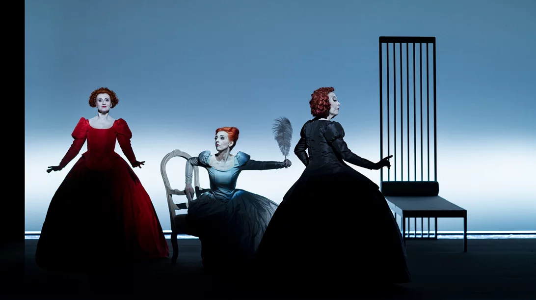 Οι "Τρεις ψηλές γυναίκες" του Μπομπ Ουίλσον επιστρέφουν