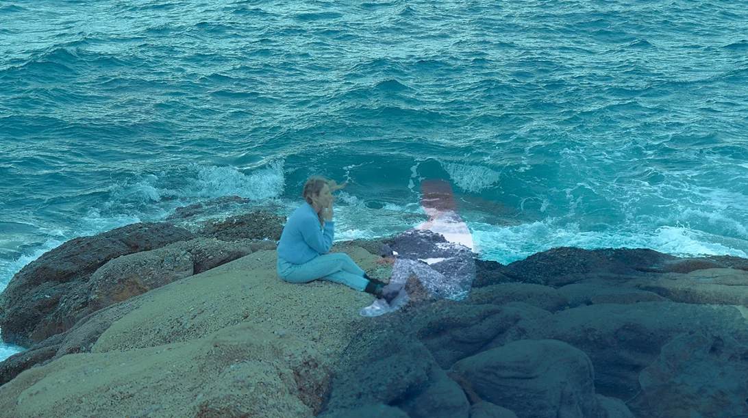 "Πες της": Ένα πορτρέτο της σύγχρονης Αθήνας από τον συγγραφέα Χρήστο Οικονόμου