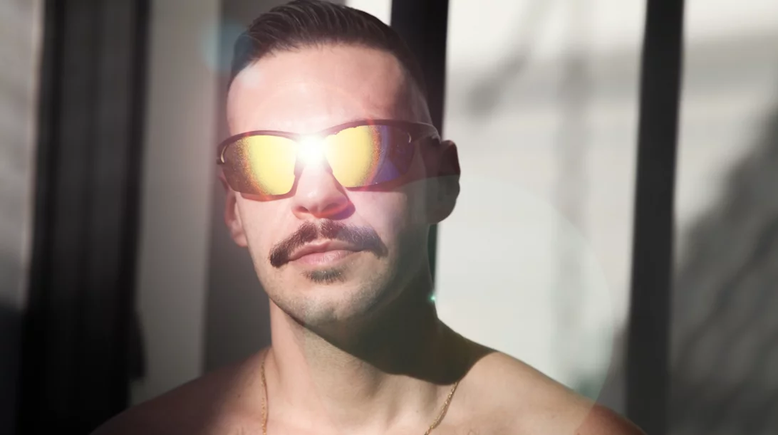 Ο Pashias μας λέει "καλημέρα" από το μπαλκόνι του Μουσείου Ηρακλειδών