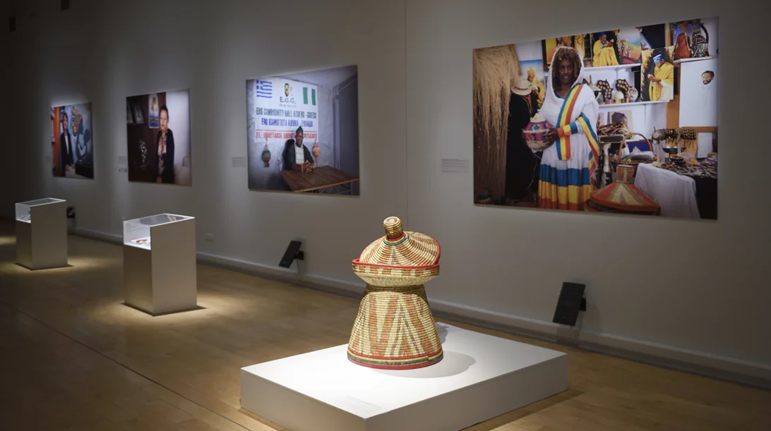 5 έργα που ξεχωρίζουν στην έκθεση "Η Αφρική ανάμεσά μας" του Μουσείου Μπενάκη