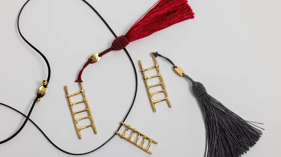 Γούρια 2025: Οι πιο arty επιλογές για μια καλότυχη νέα χρονιά