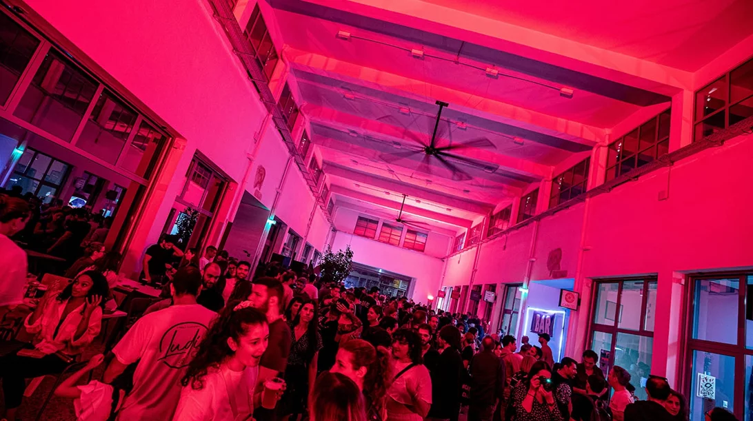 Τα δωρεάν της εβδομάδας: Διπλό ραντεβού στη Φωκίωνος Νέγρη