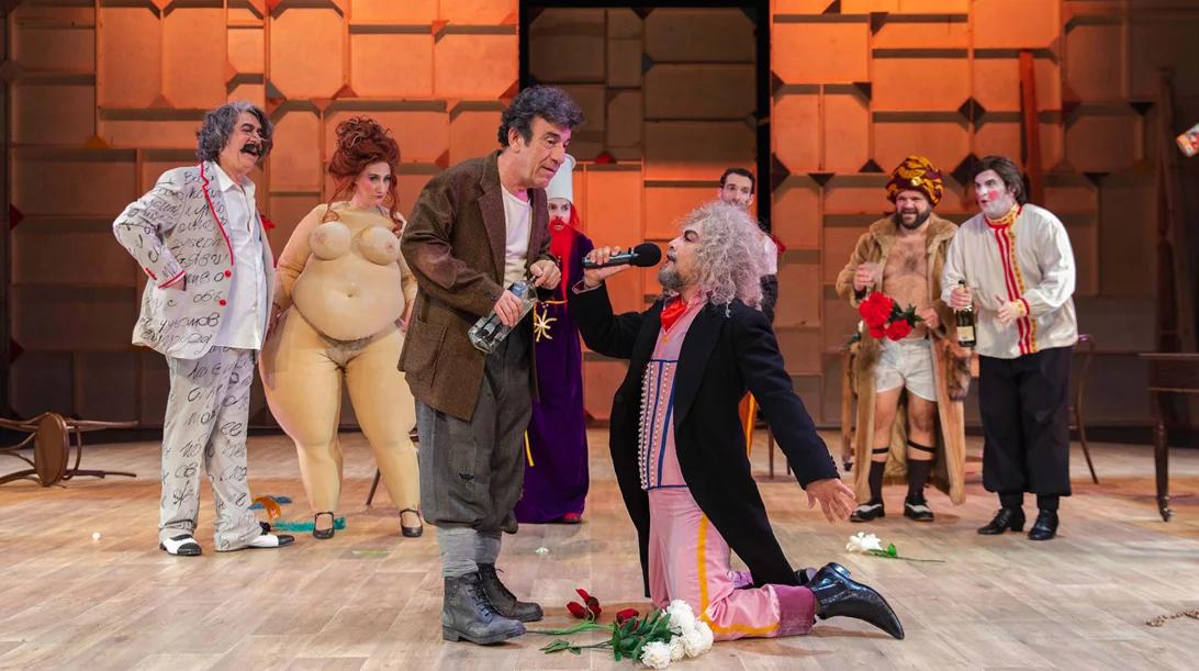 Updated: Ματαίωση παραστάσεων και νέες ημερομηνίες για τον "Αυτόχειρα" στο Εθνικό Θέατρο