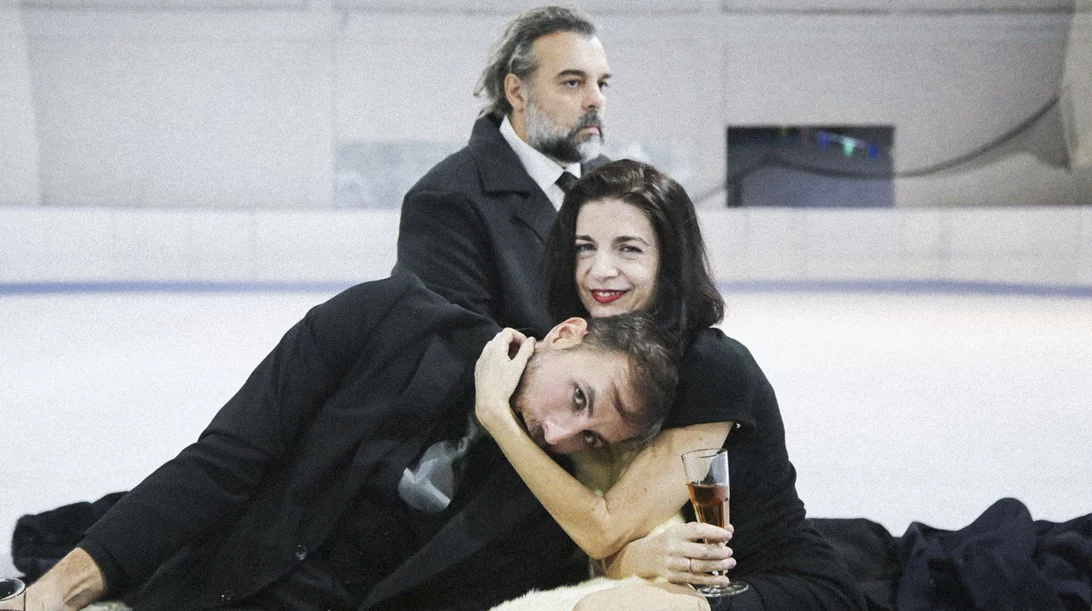 Στην πρόβα της παράστασης "Καρένινα"