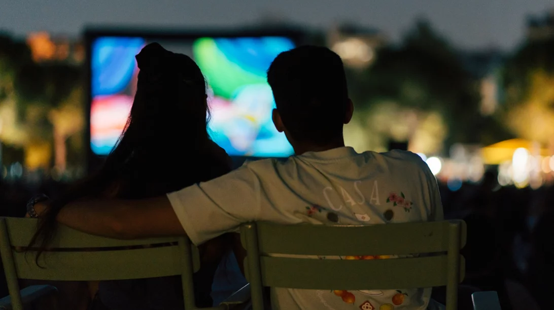 Τα δωρεάν της εβδομάδας: Το "Νιάρχος" αποχαιρετά το καλοκαίρι με μια κωμωδία