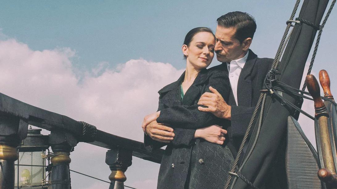 Μανώλης Χιώτης: Η καρδιά της ελληνικής μουσικής χτυπά στη σκηνή