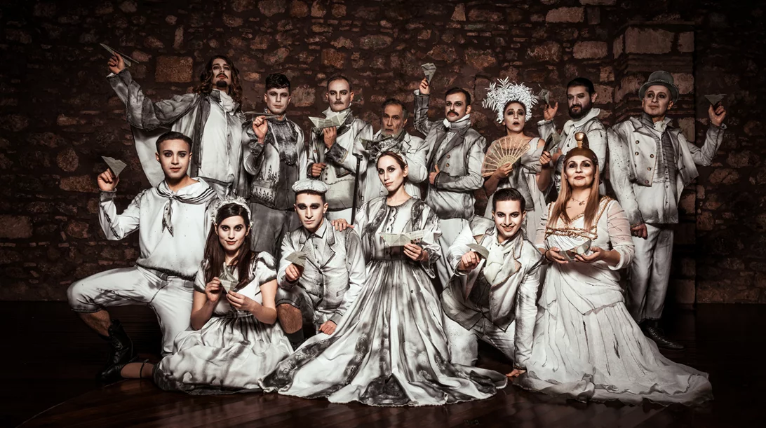 "Take me home": Η επιστροφή των Γλυπτών του Παρθενώνα εμπνέει ένα ροκ μιούζικαλ