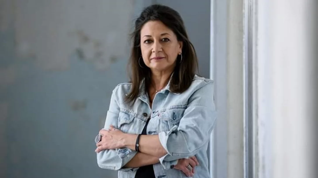 'Ελσα Ανδριανού: "Ο τρελός μας διαλύεται, επανασυντίθεται και θριαμβεύει"