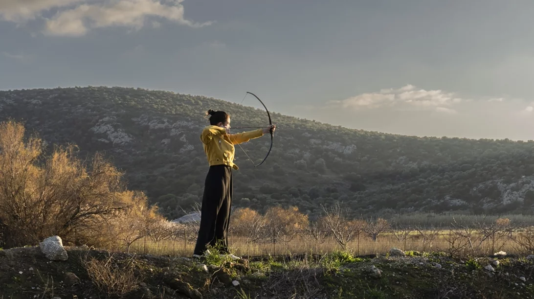 "Μικρές αφηγήσεις γένους θηλυκού" στην κεντρική πλατεία Χαλανδρίου