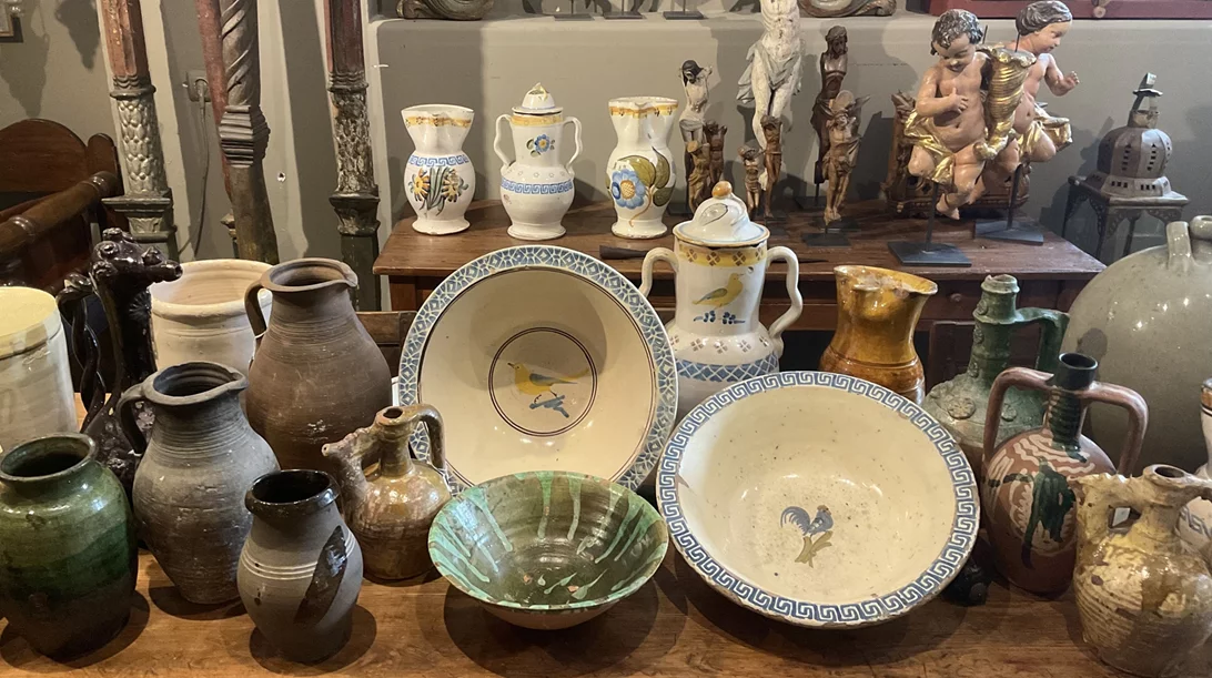 Χριστουγεννιάτικο bazaar κεραμικών στο Vlastaris Antiques