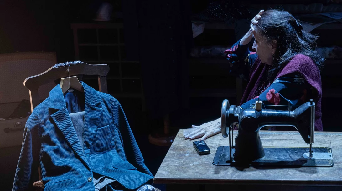 Sold out οι πρώτες παραστάσεις του "Μια ζωή - Ο μονόλογος μιας μοδίστρας"