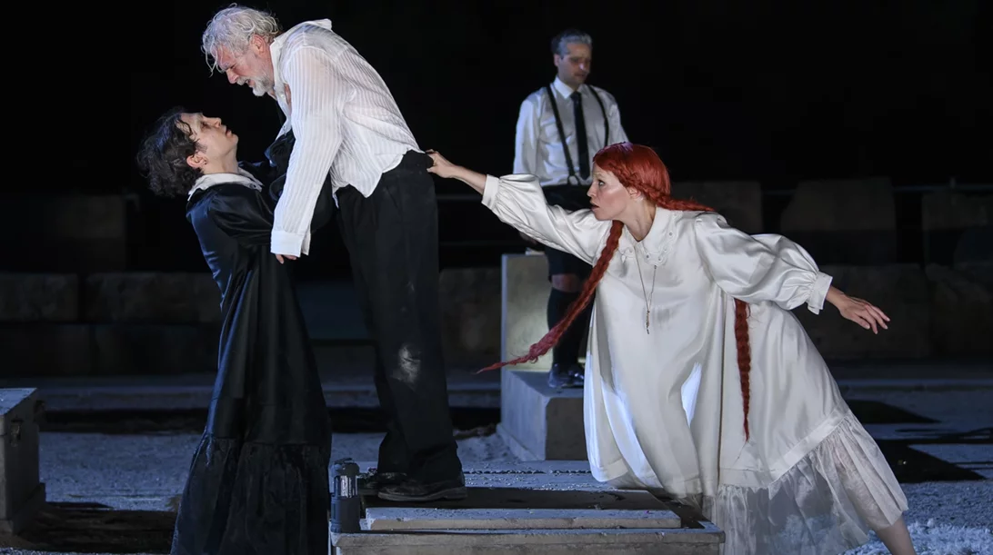 17.000 θεατές όρθιοι στην Επίδαυρο – Ο "Οιδίπους" του Χουβαρδά έρχεται στο Ηρώδειο