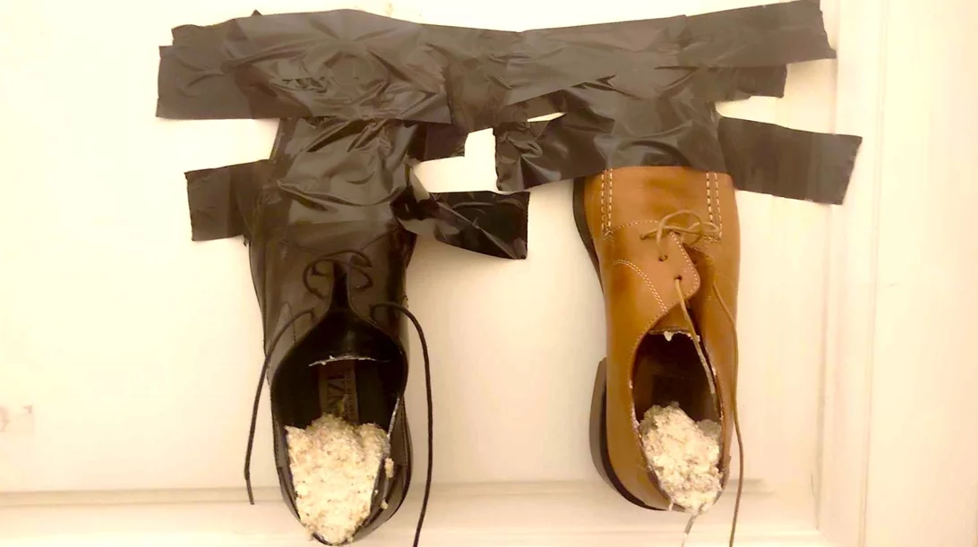 Ο Δημήτρης Χαλάτσης φτιάχνει έργα που ανασυστήνουν το τοπίο της κοινωνικής σύγχυσης